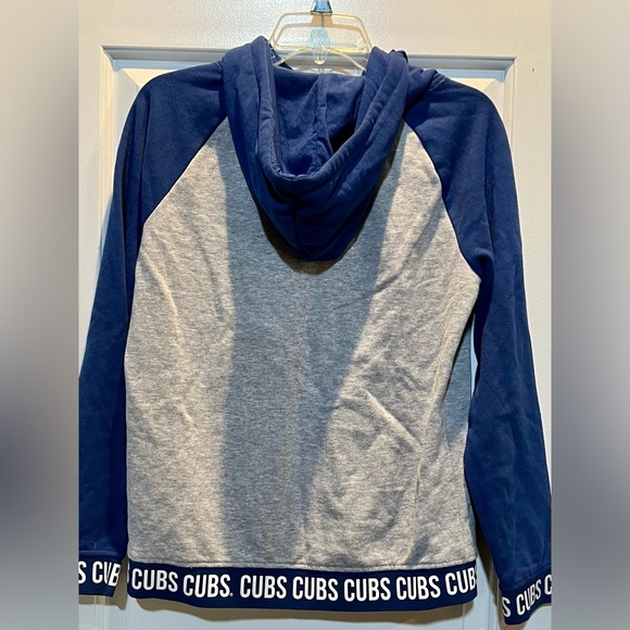 47 Womens Chicago Cubs Grey and Blue Raglan Hoodie - Picture 4 of 4